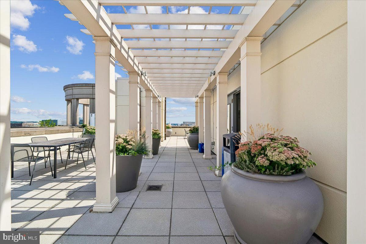 301 Massachusetts Avenue NW #1104 photo 18