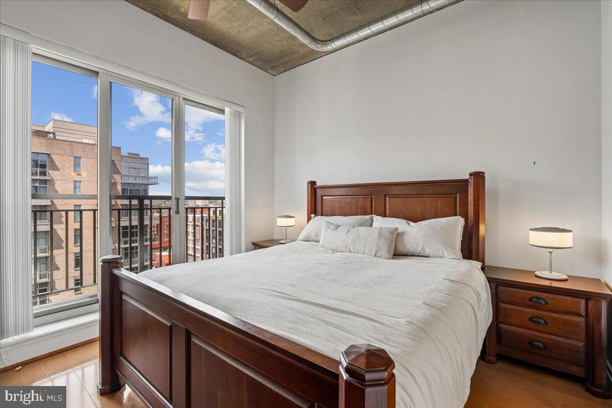 301 Massachusetts Avenue NW #1104 photo 9