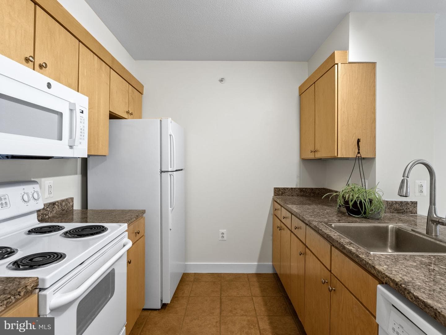 616 E E Street NW #407 photo 4