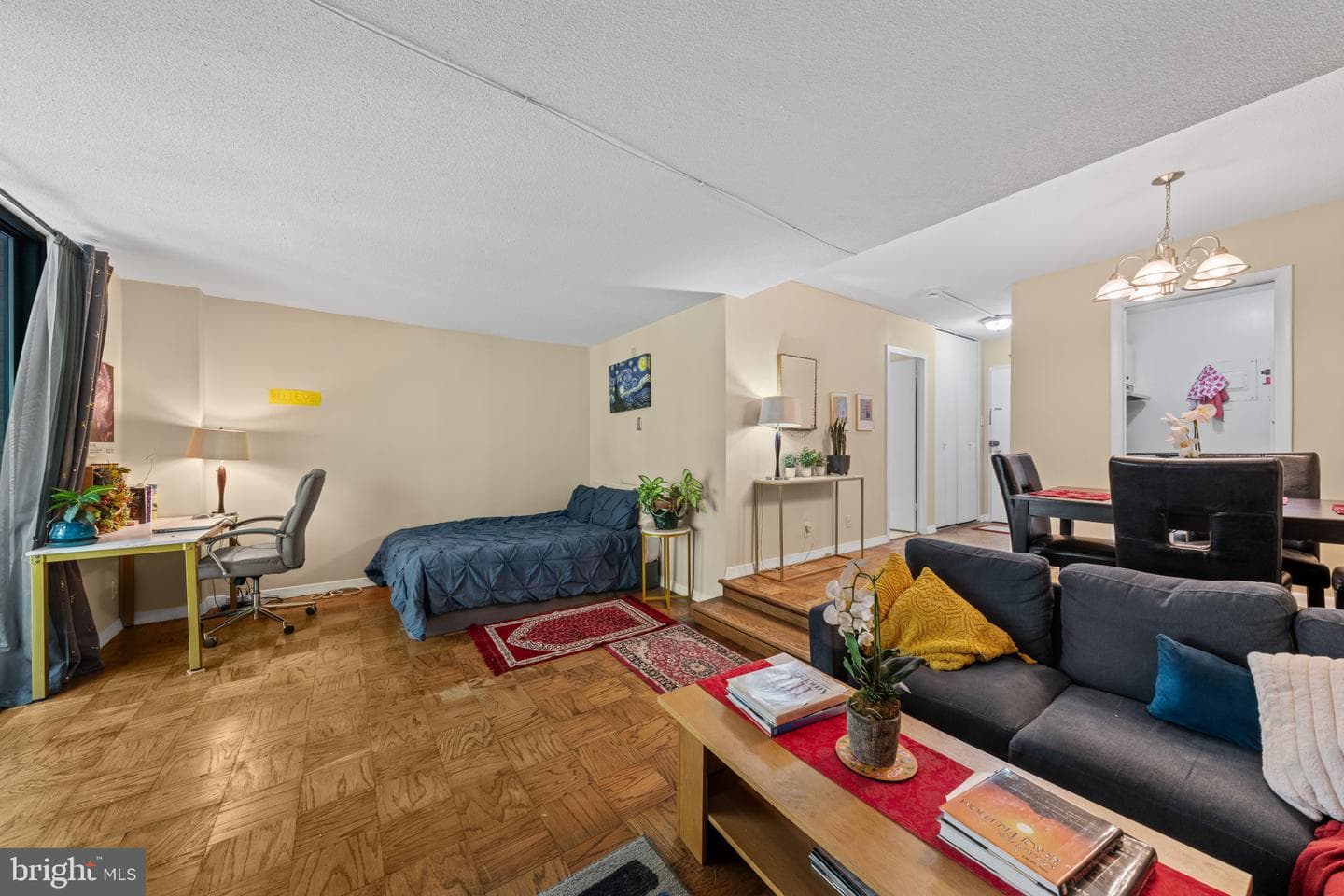 2201 L Street NW #518 photo 12
