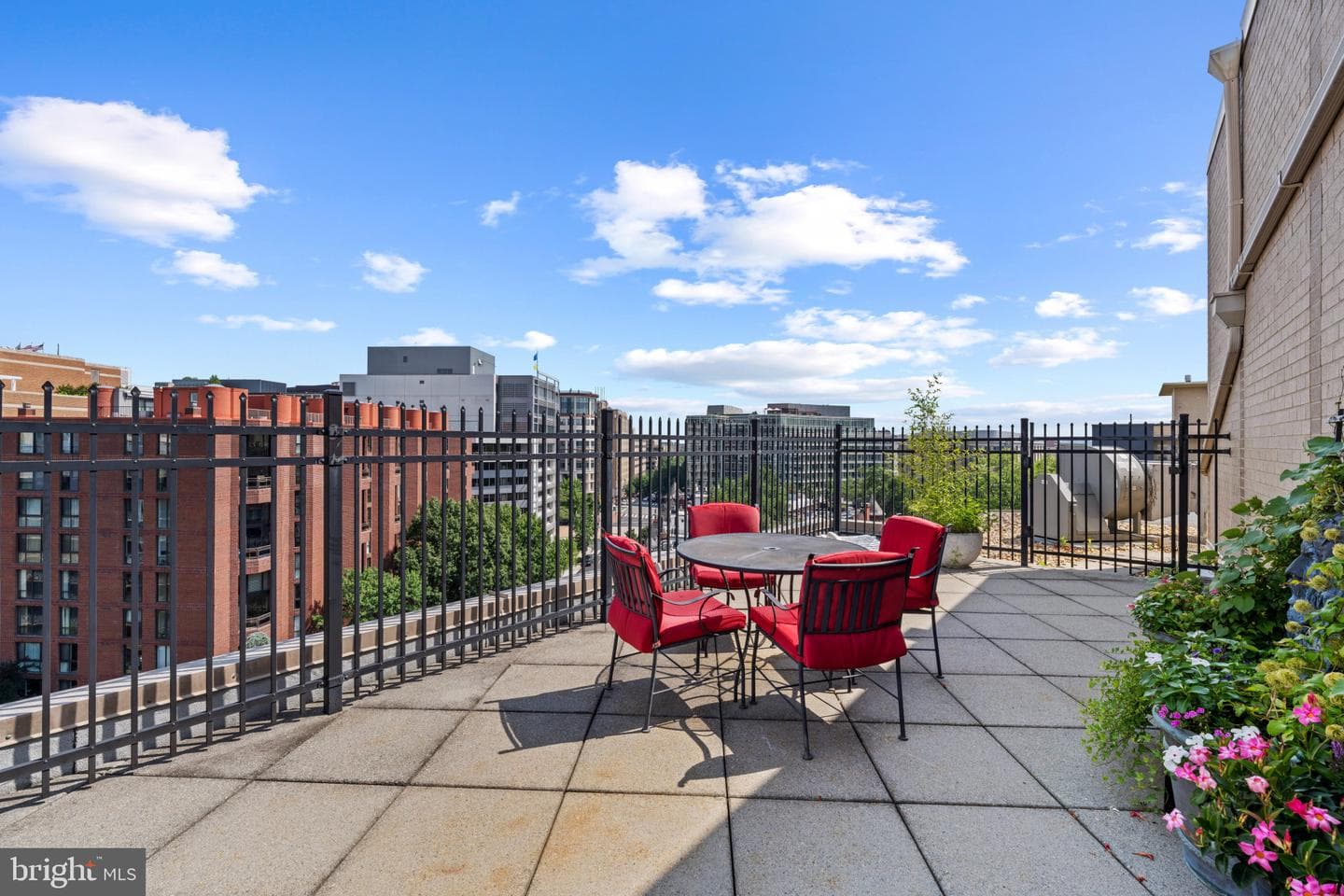 2201 L Street NW #518 photo 22