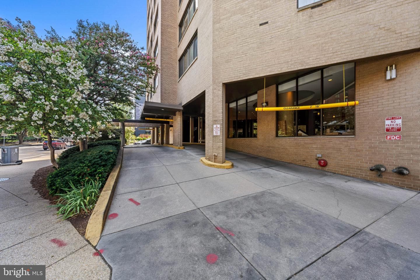 2201 L Street NW #518 photo 34