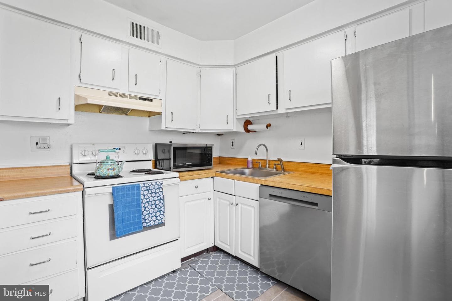 3800 W Street SE #102 photo 5