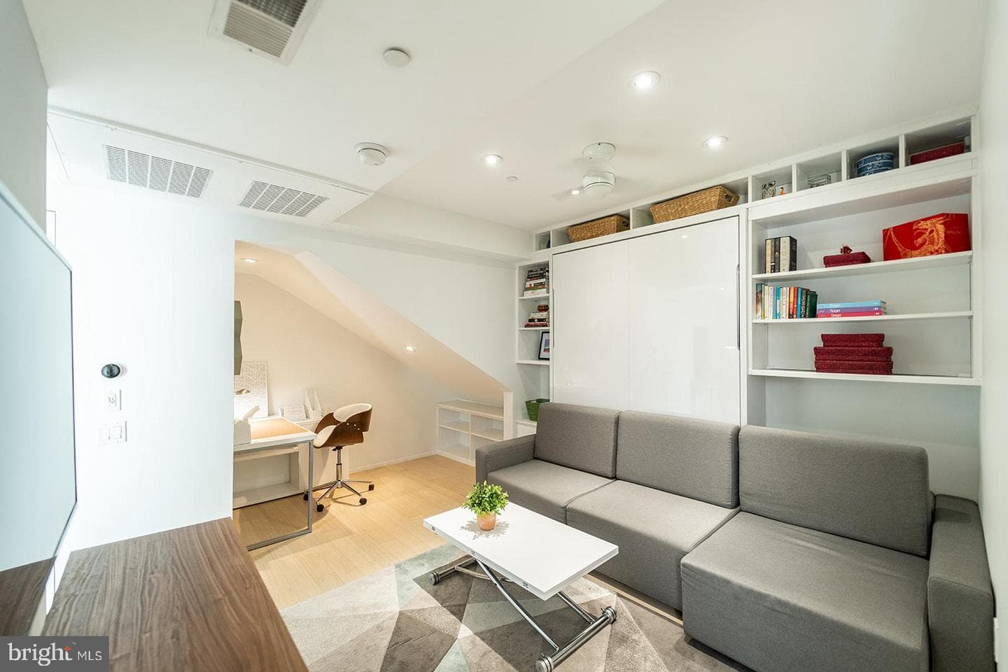 2422 17th Street NW #203 photo 7