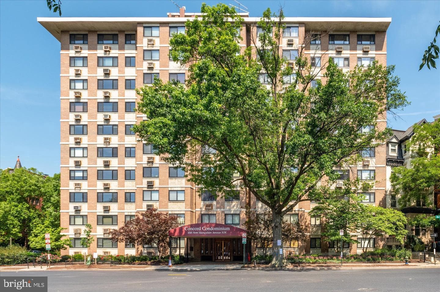 1816 New Hampshire Avenue NW #302 photo 18