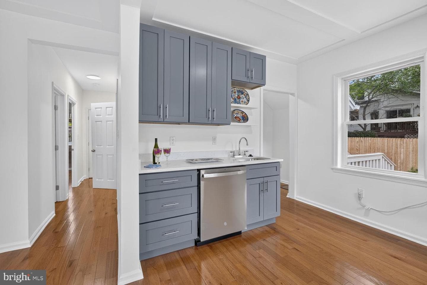 1004 Shepherd Street NE photo 14