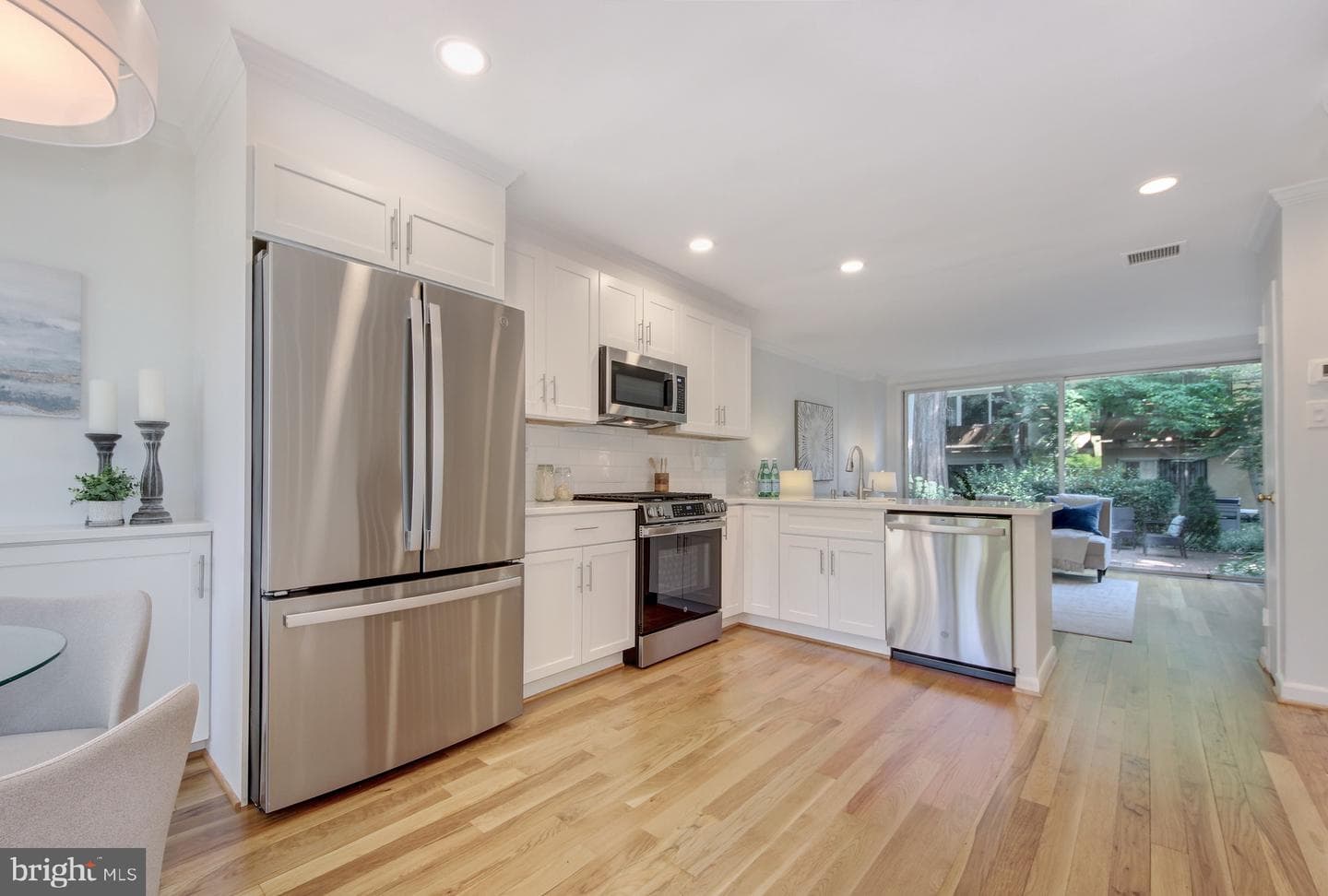 729 3rd Street SW, Washington
