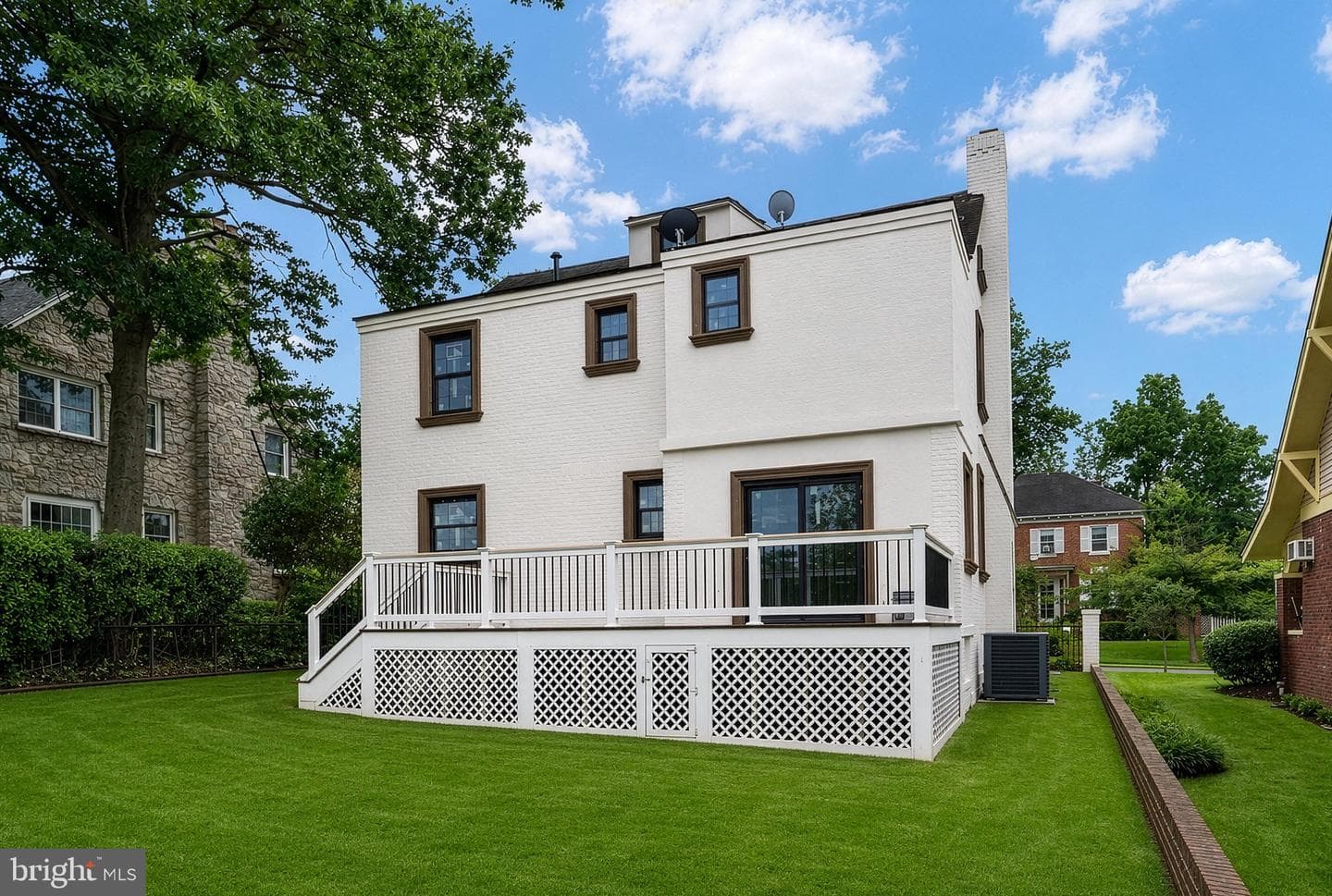 1429 Holly Street NW photo 3