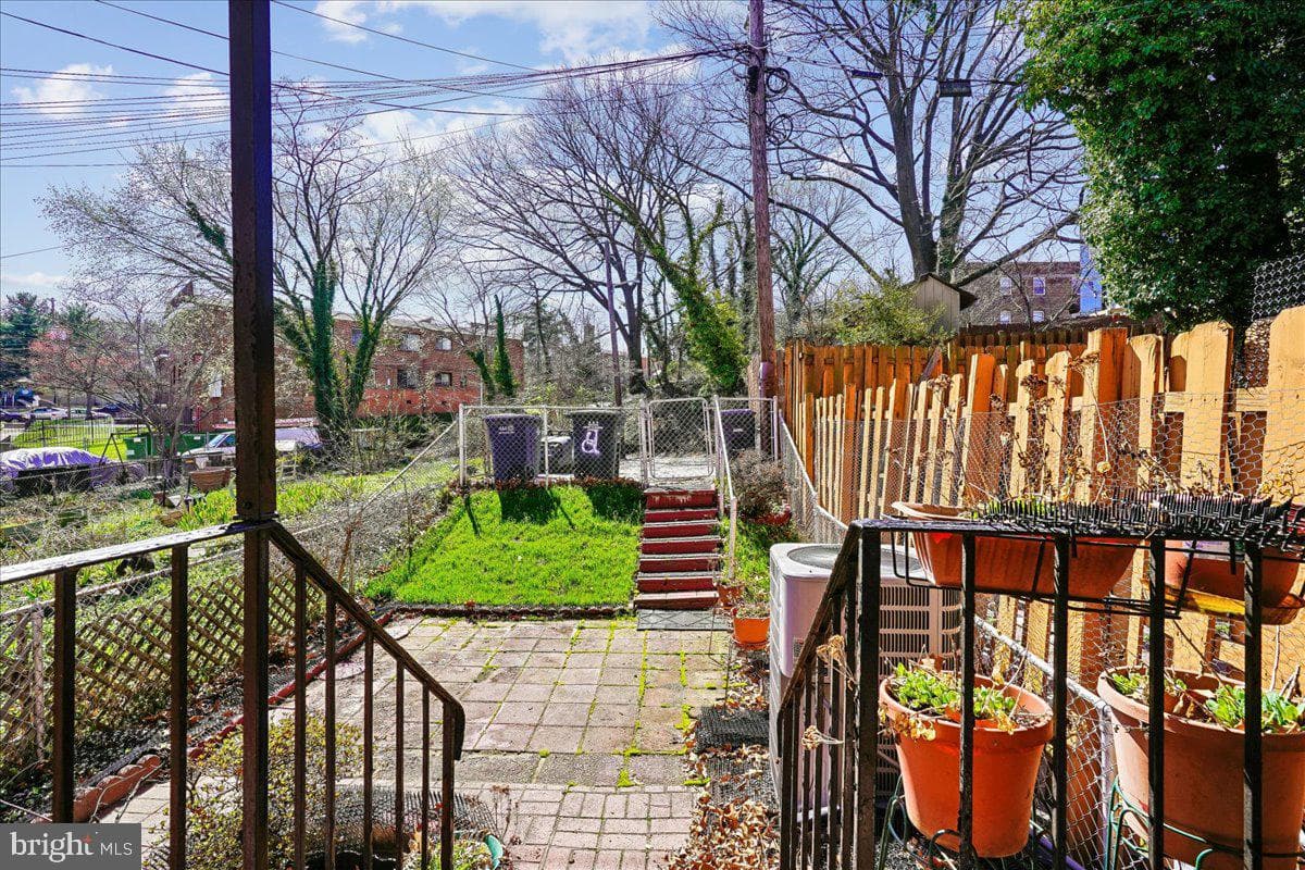 1441 Bangor Street SE photo 26