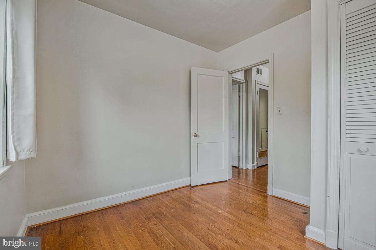 6015 3rd Street NE photo 22
