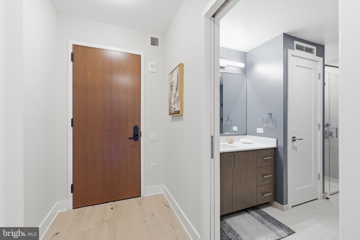 1211 Van Street SE #612, Washington