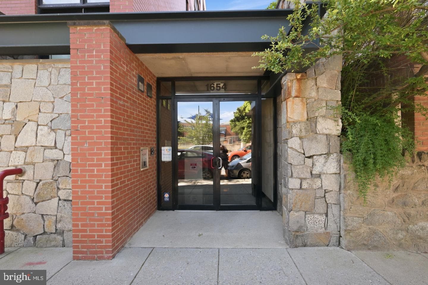 1654 Euclid Street NW #104 photo 17