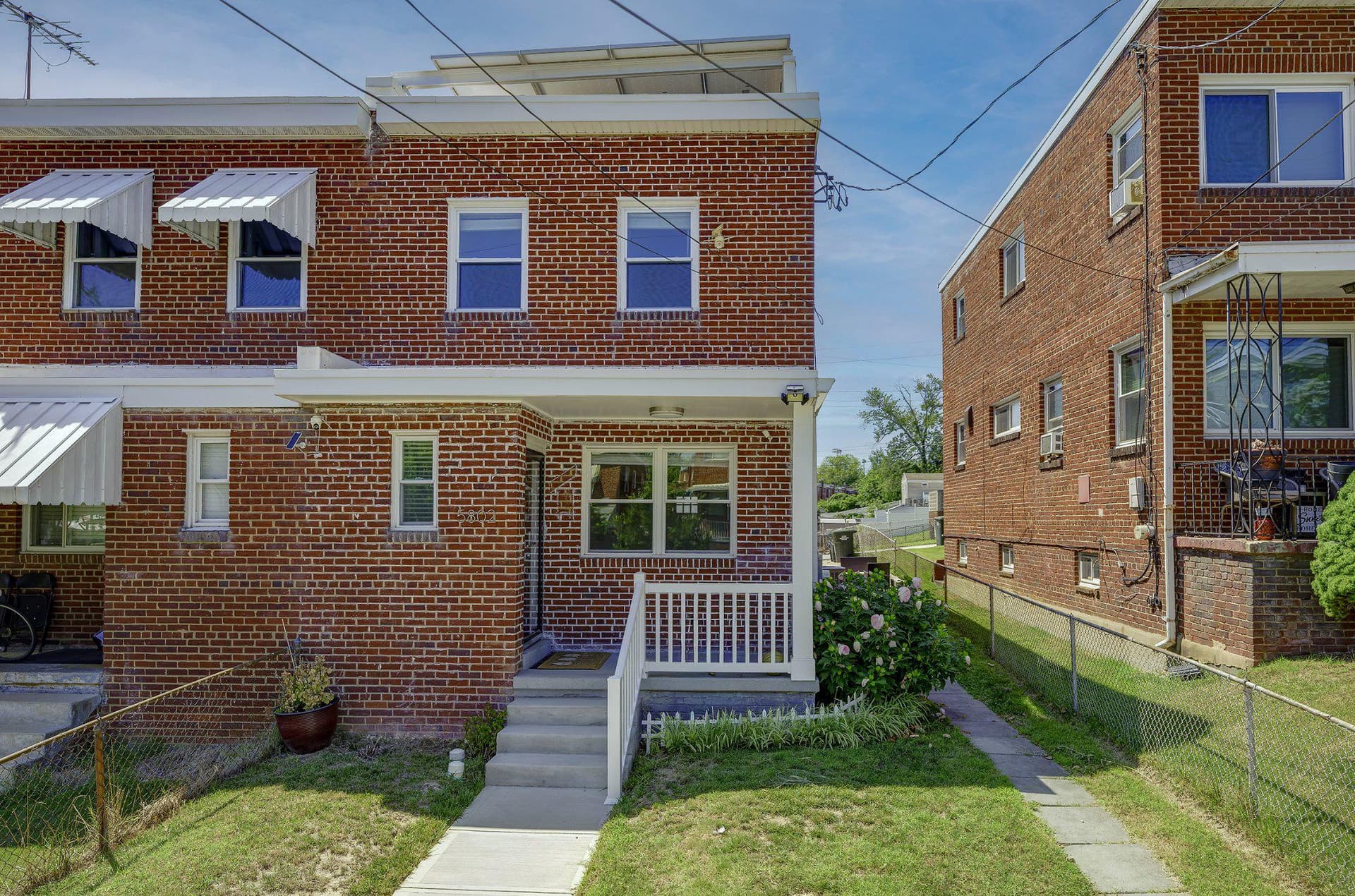 5802 8th Street NE photo 2