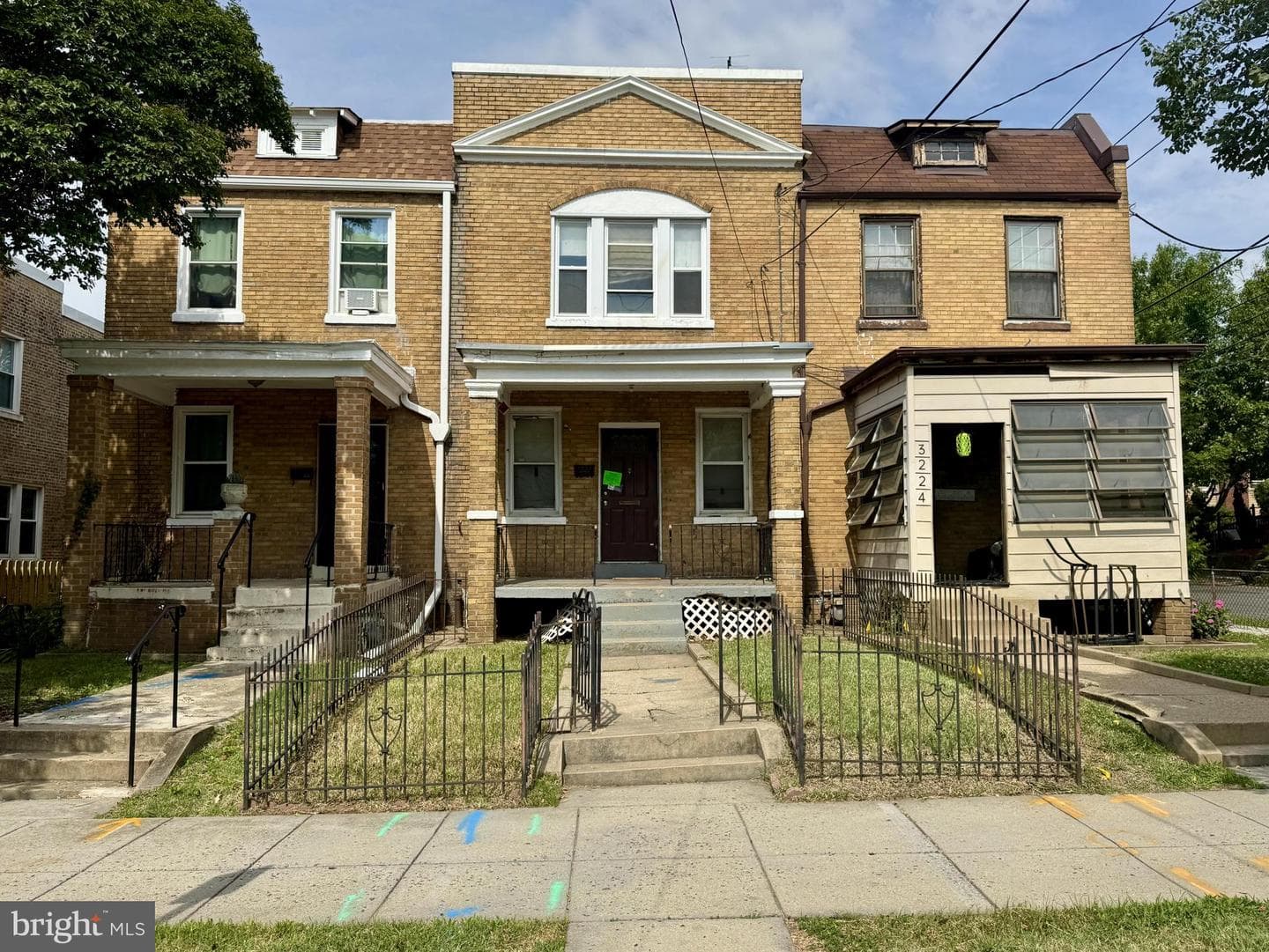 3222 10th Street NE, Washington