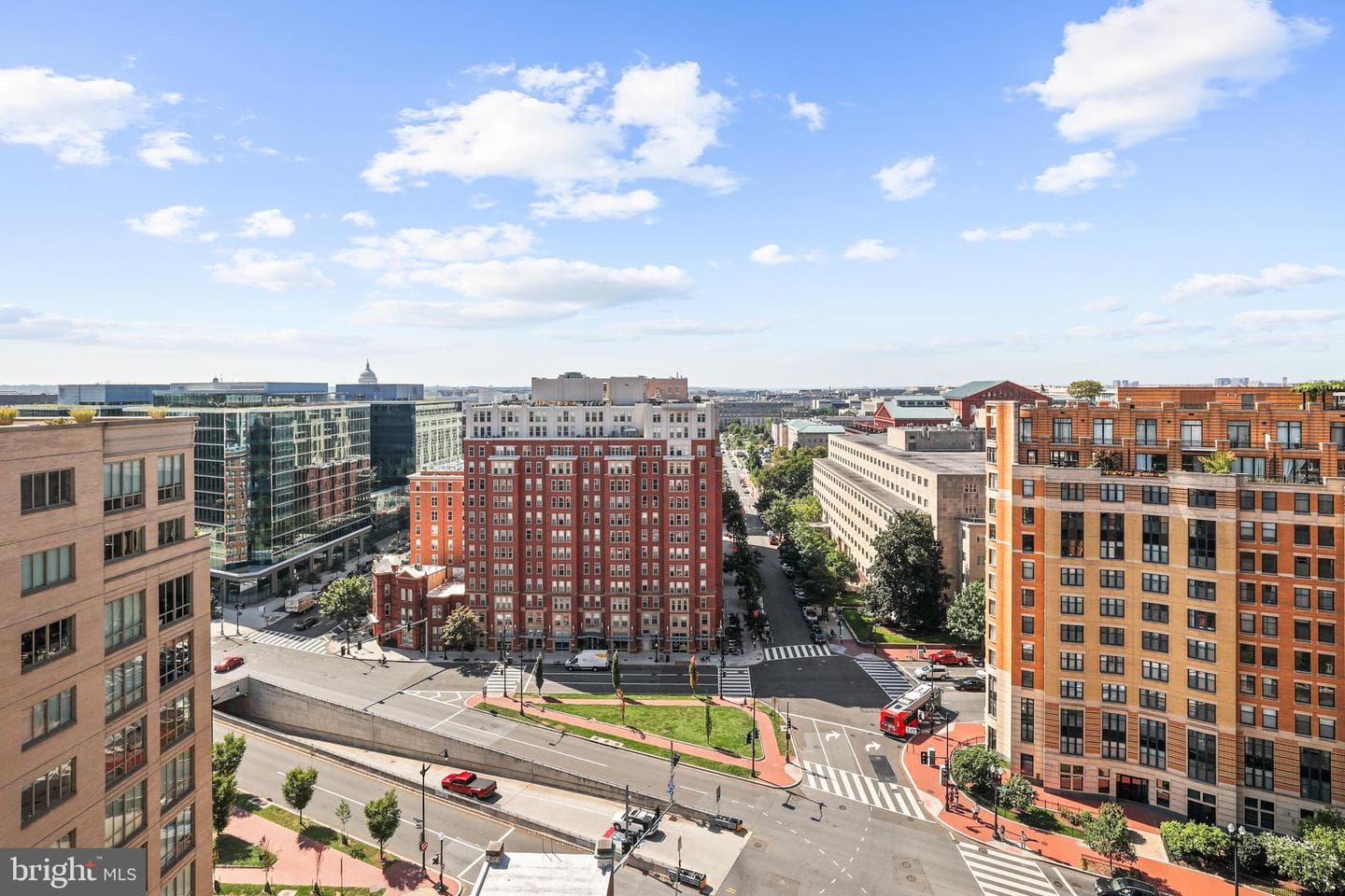 811 4th Street NW #419 photo 37
