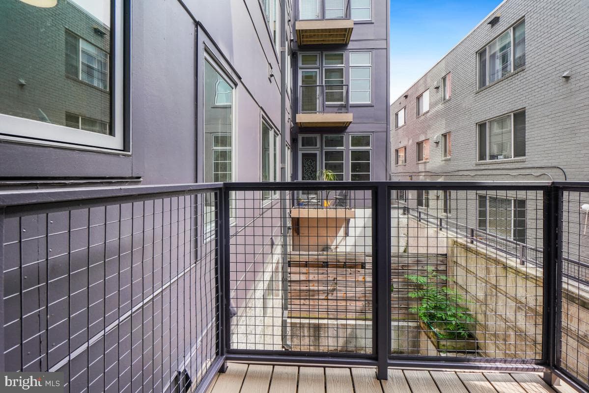 1443 Chapin Street NW #202 photo 12