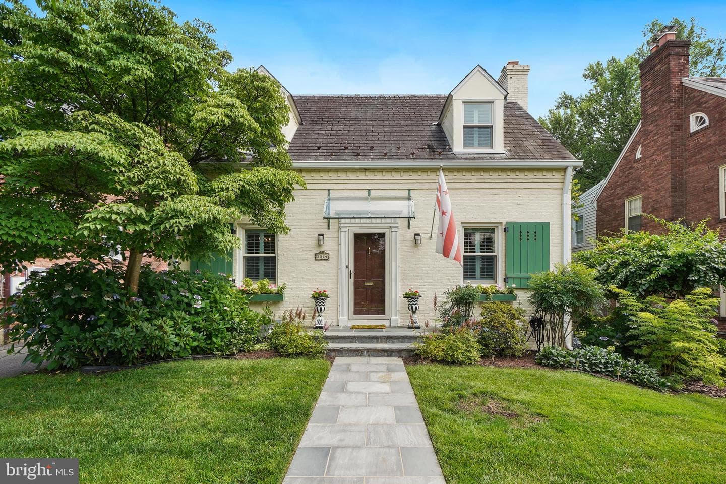 2824 Mckinley Place NW, Washington