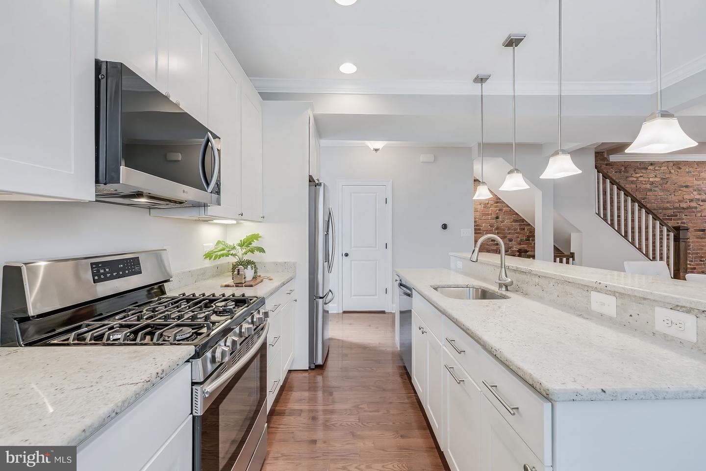 906 Allison Street NW photo 8