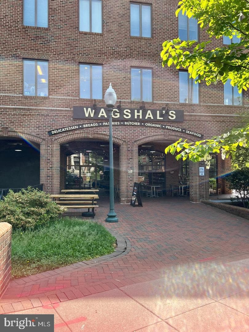 4200 Cathedral Avenue NW #912a photo 23
