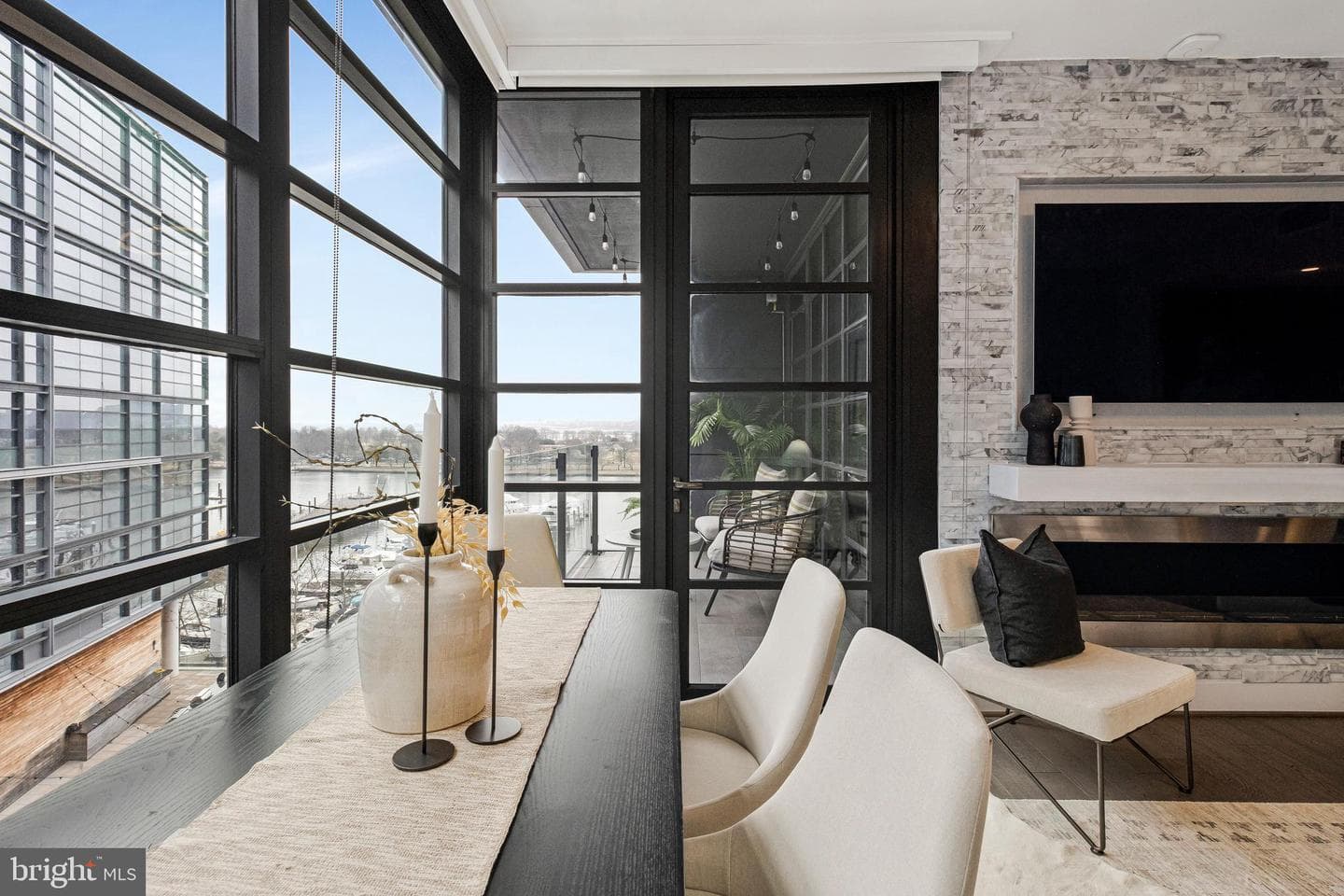 45 Sutton Square SW #605, Washington