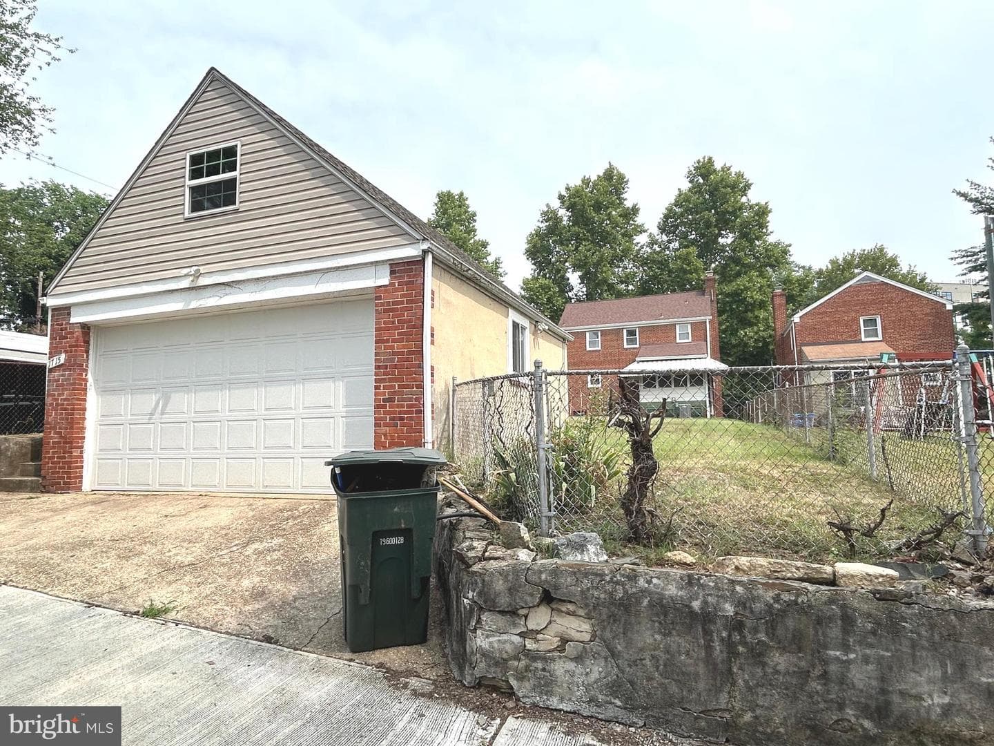 1715 Girard Street NE photo 47