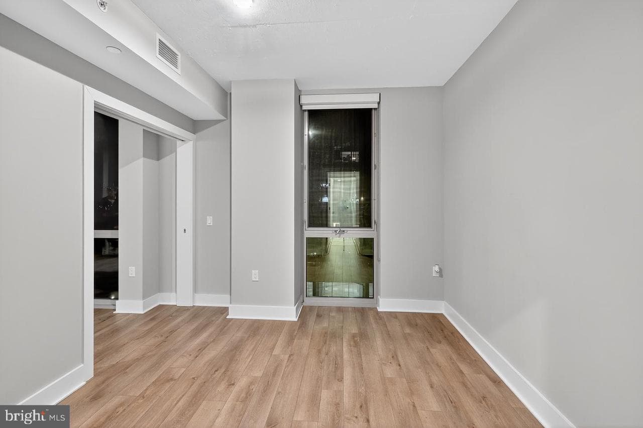 88 V Street SW #509 photo 16