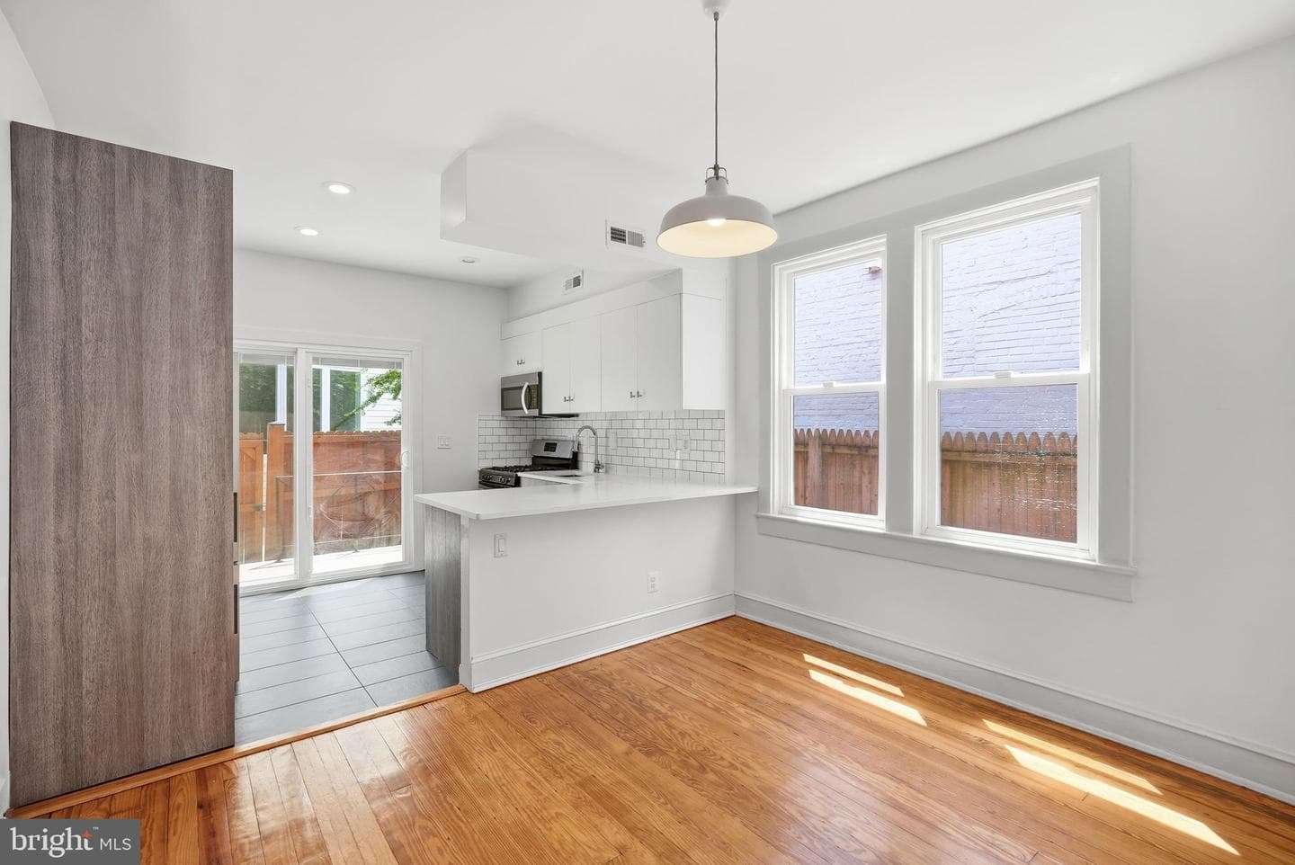 215 15th Street NE photo 15