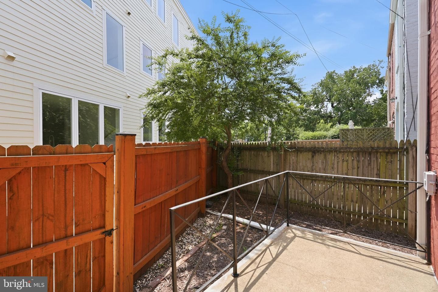 215 15th Street NE photo 37
