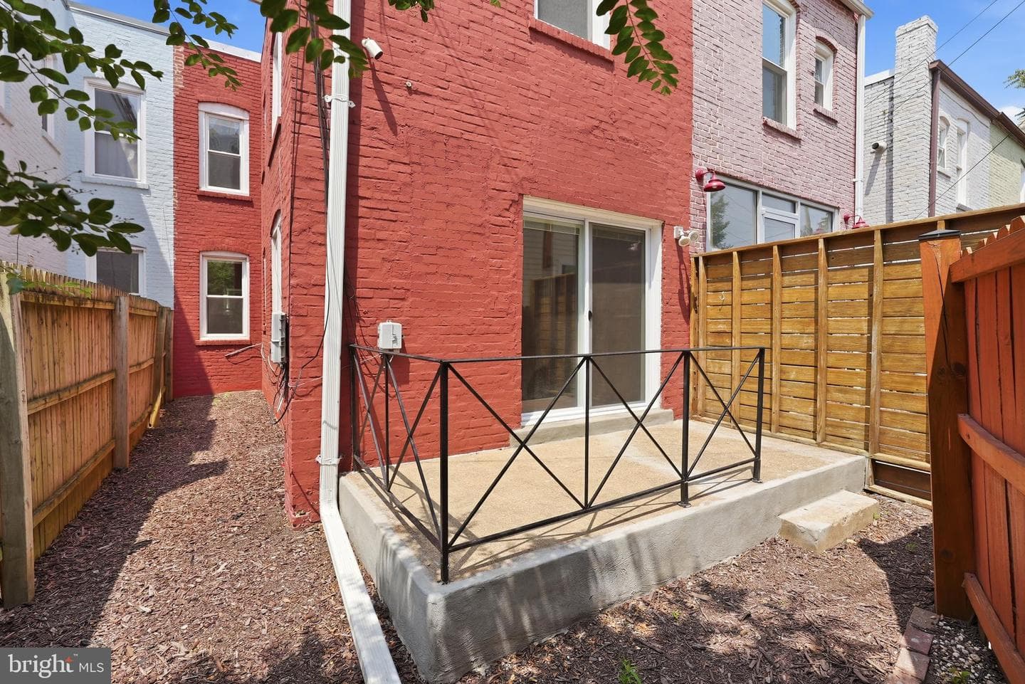 215 15th Street NE photo 38