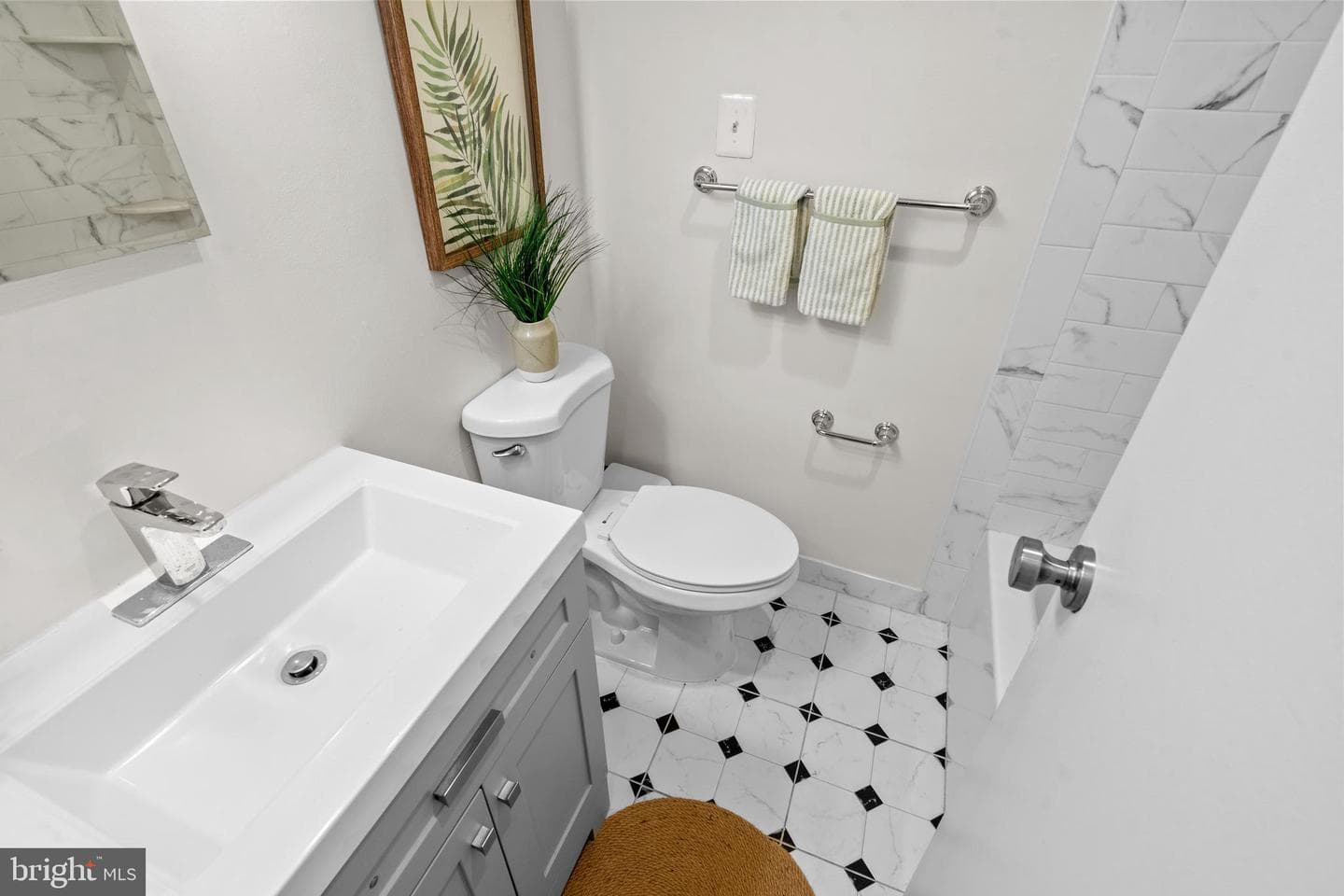 1601 18th Street NW #413 photo 4