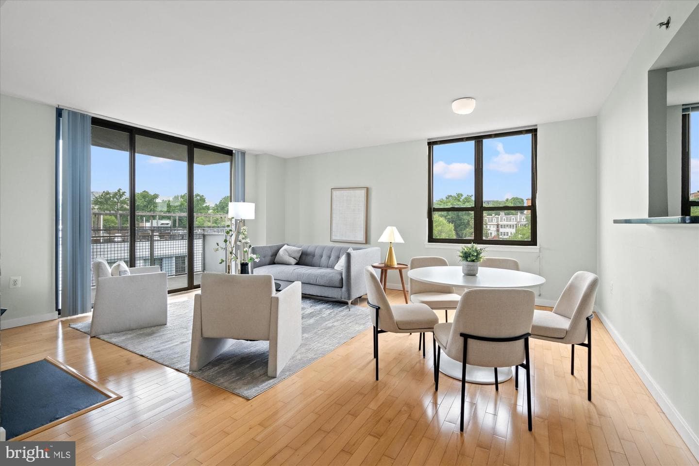 3883 Connecticut Avenue NW #812, Washington