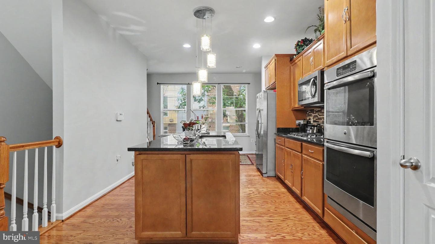 663 Anacostia Avenue NE photo 13