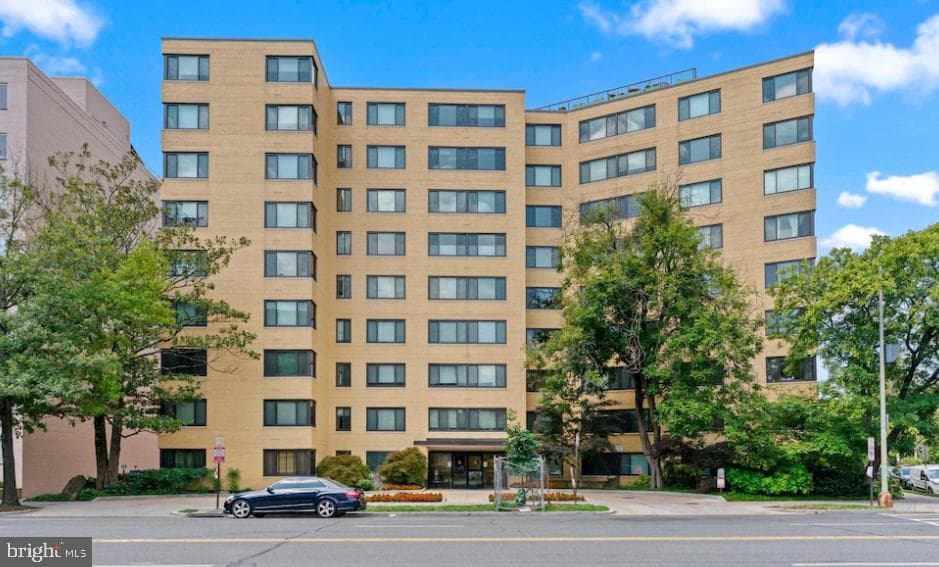 5410 Connecticut Avenue NW #403 photo 1
