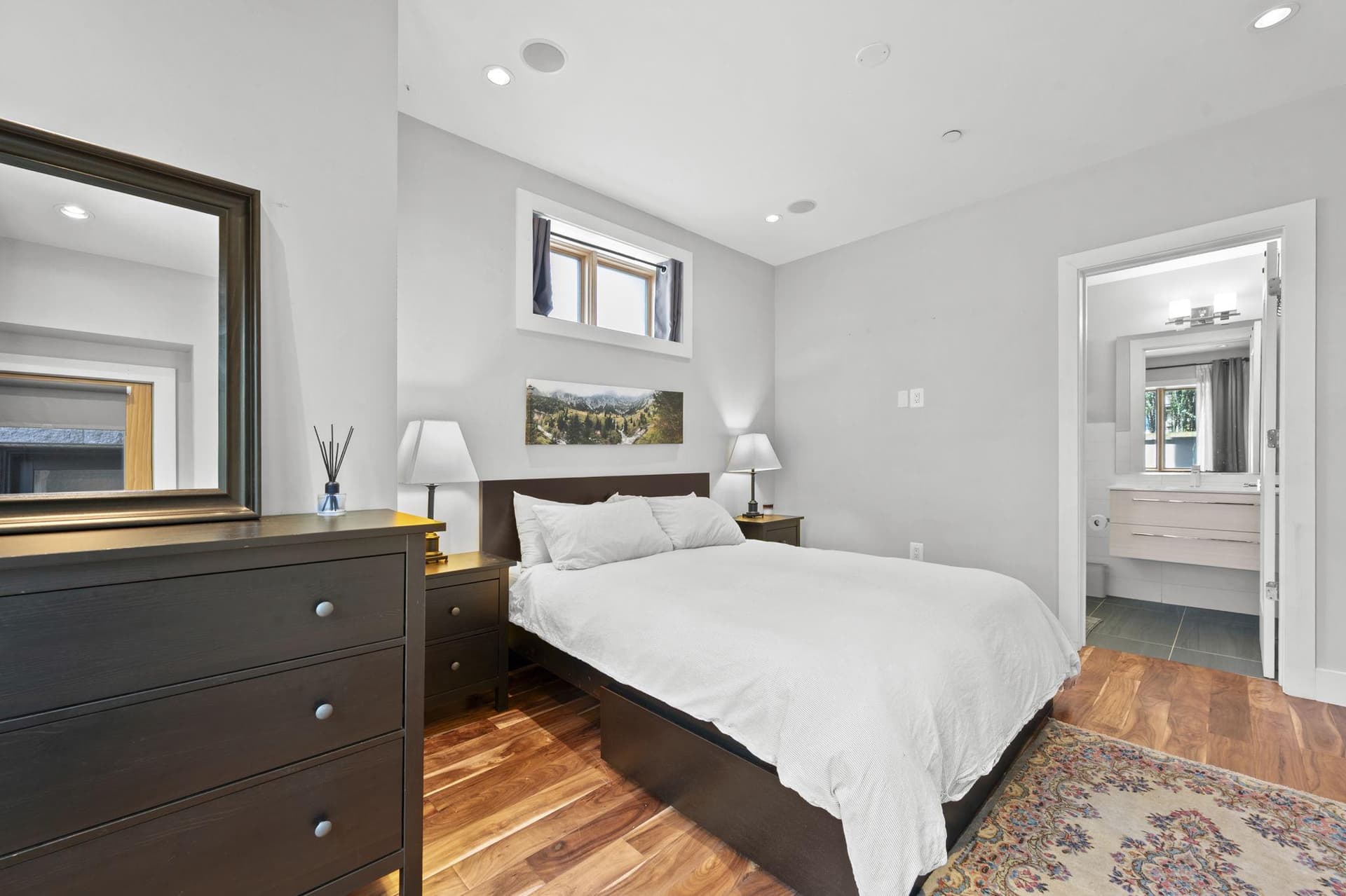 1337 K Street SE ##101 photo 24