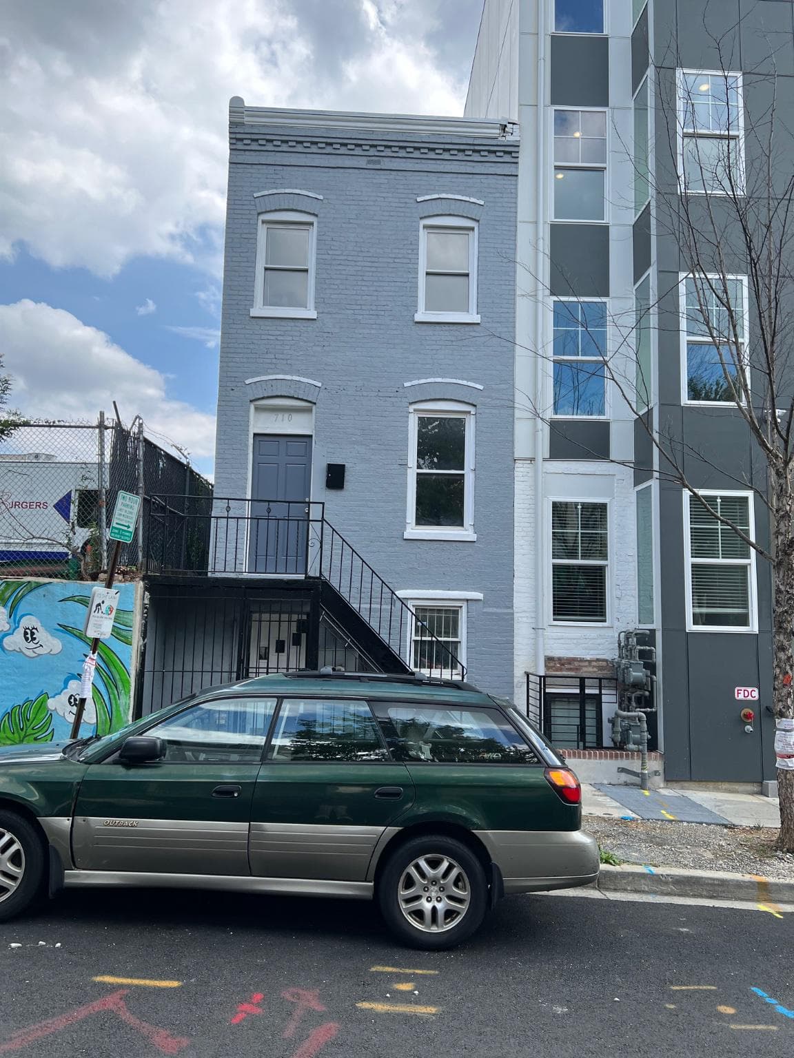 710 Girard Street NW photo 1