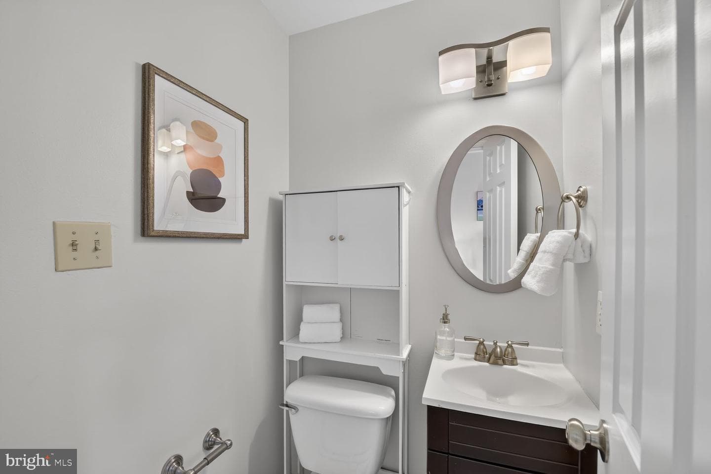 516 4th Street NE #202 photo 10