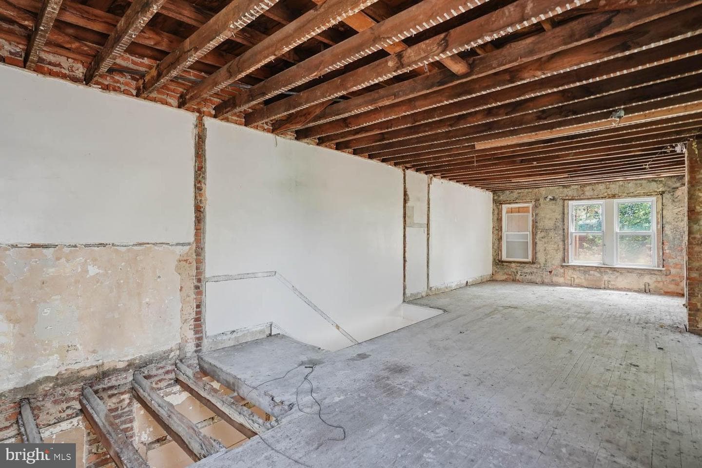 749 Girard Street NW photo 8