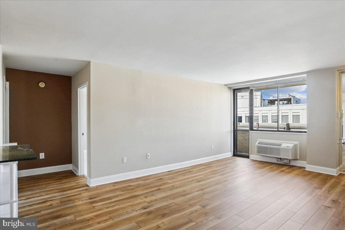 1325 18th Street NW #1002 photo 11