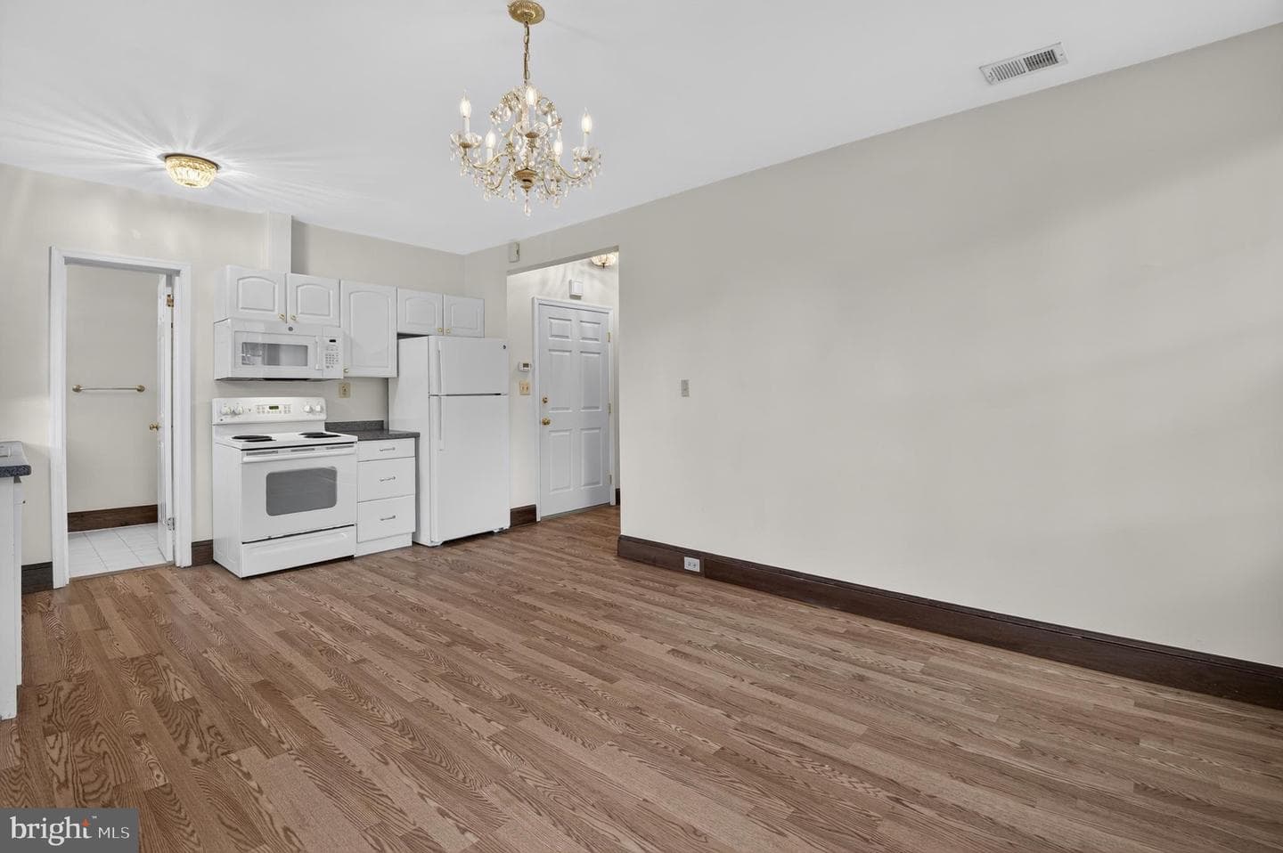 4123 Connecticut Avenue NW photo 13