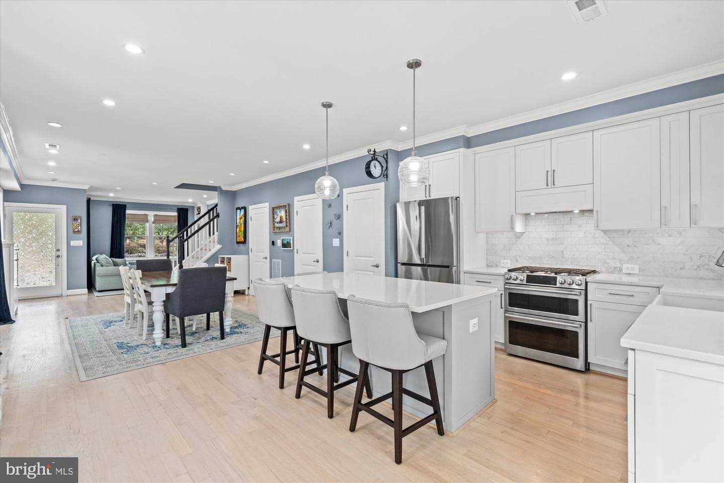 1809 Otis Street NE photo 15