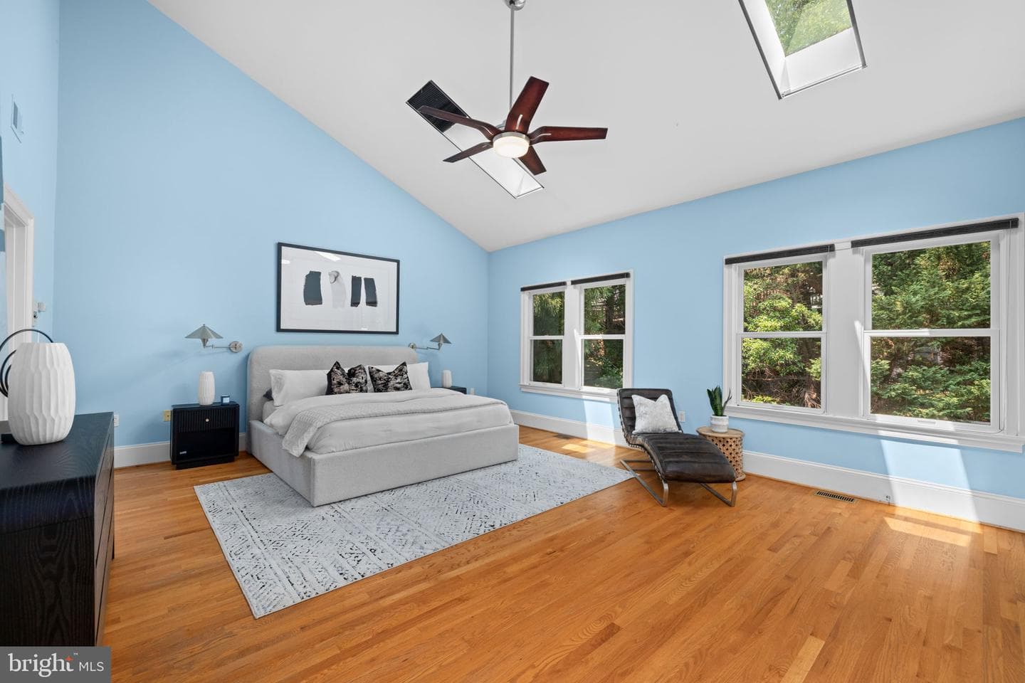 4561 Macarthur Boulevard NW photo 15