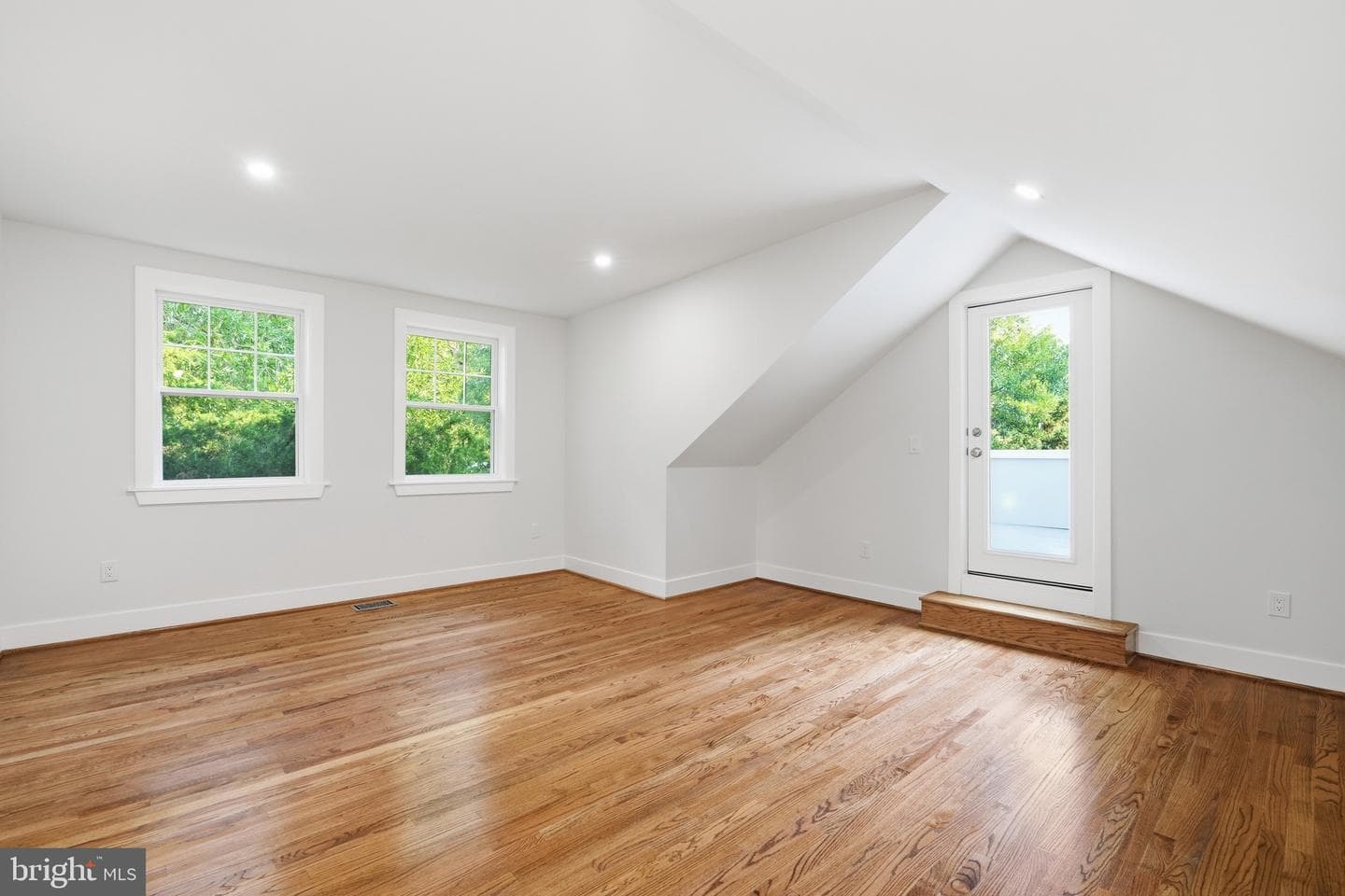 4720 Ellicott Street NW photo 48