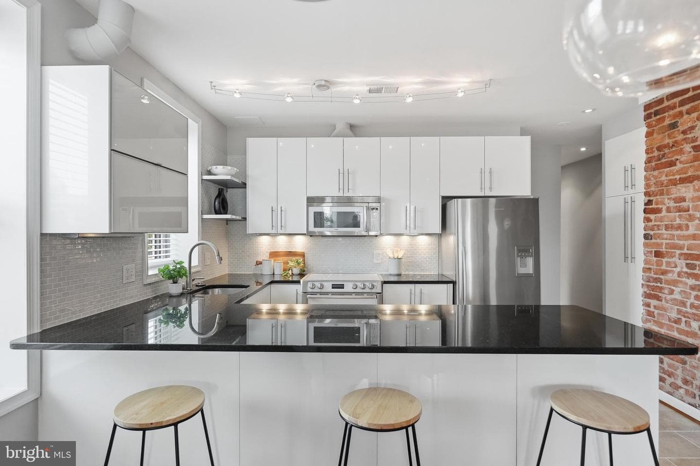 1737 Willard Street NW #7 photo 7