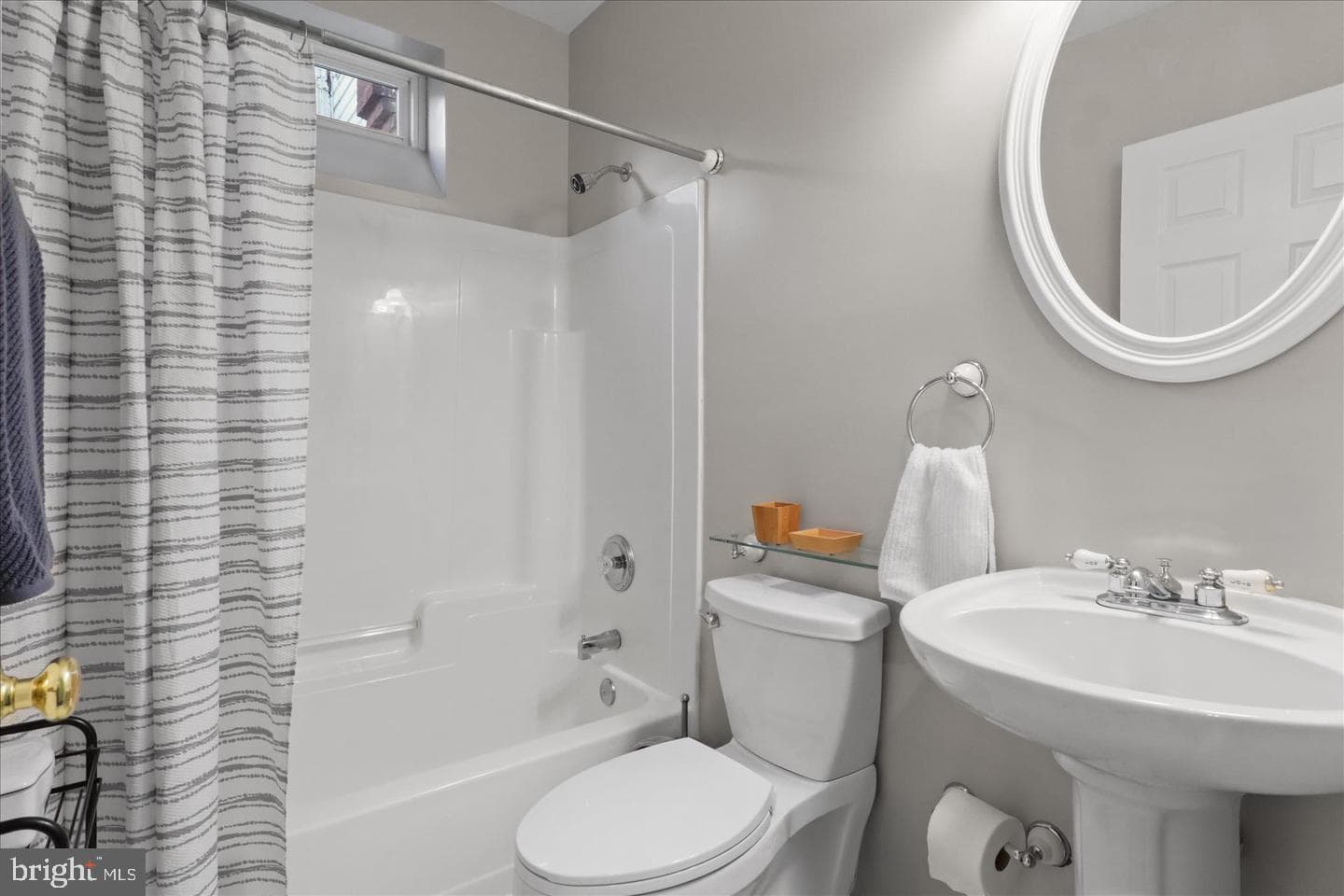 1327 Harvard Street NW photo 30