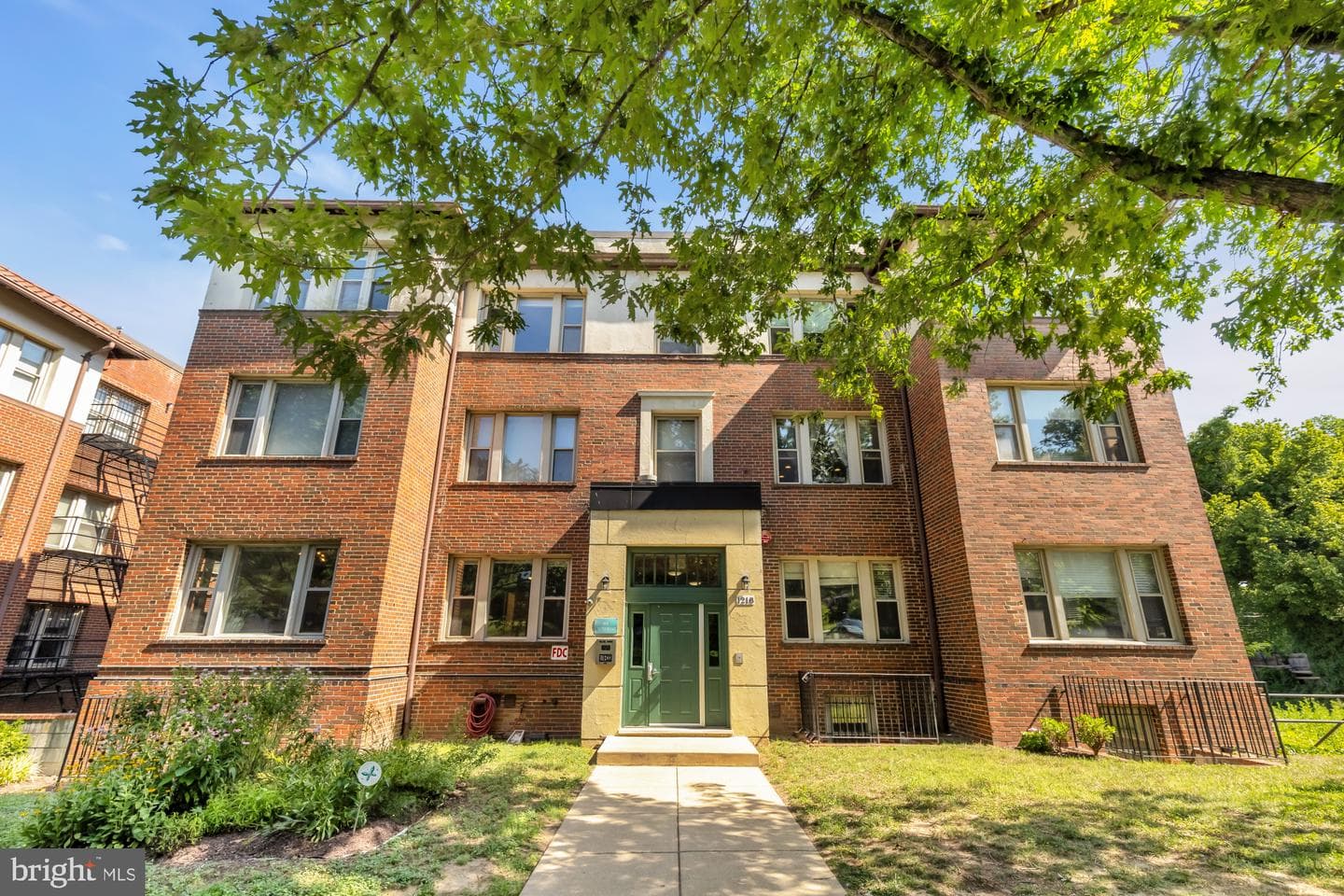 1218 Perry Street NE #101, Washington