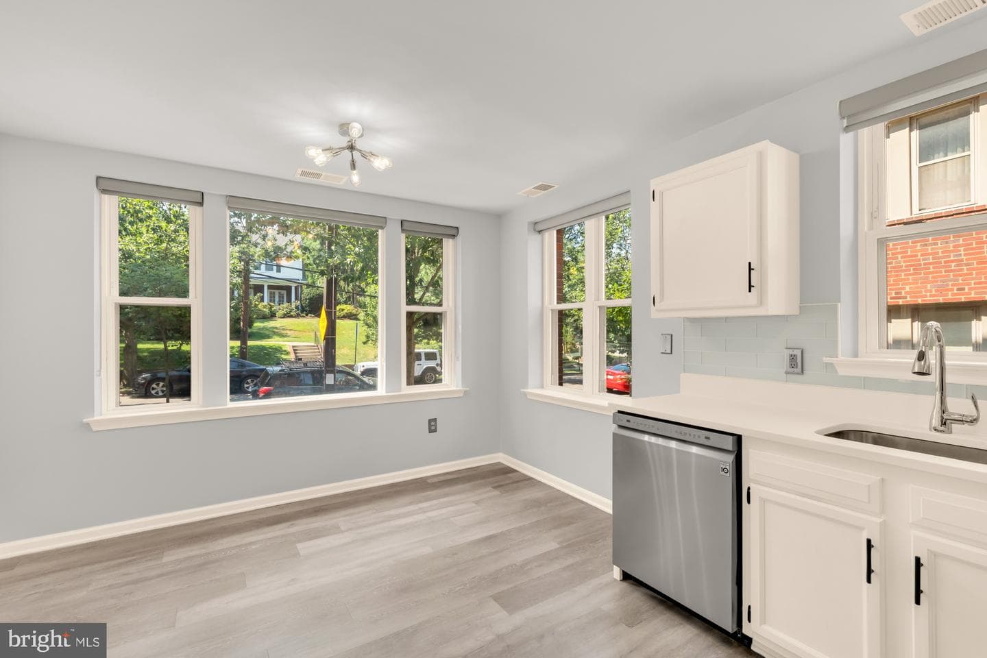 1218 Perry Street NE #101 photo 18