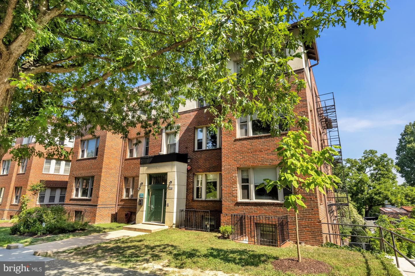 1218 Perry Street NE #101 photo 26
