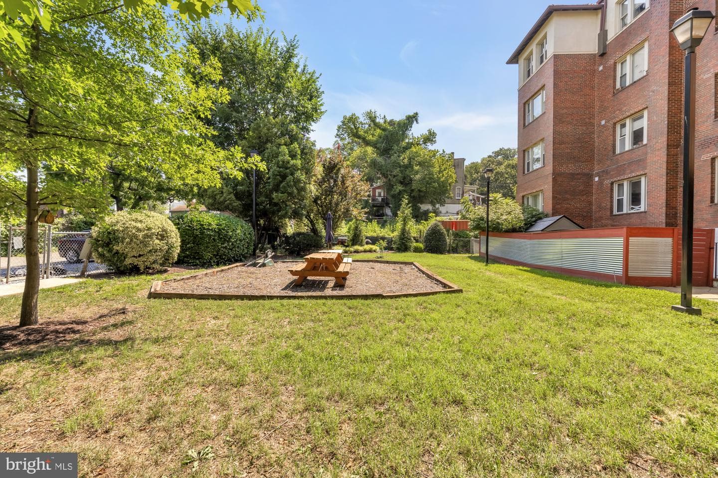 1218 Perry Street NE #101 photo 29