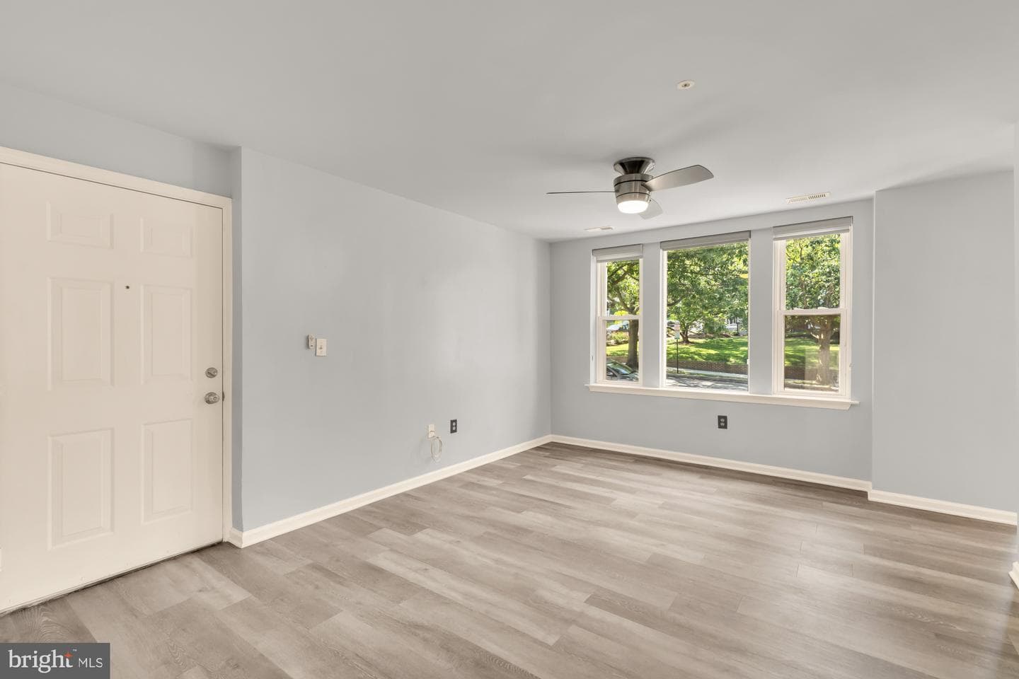 1218 Perry Street NE #101 photo 5