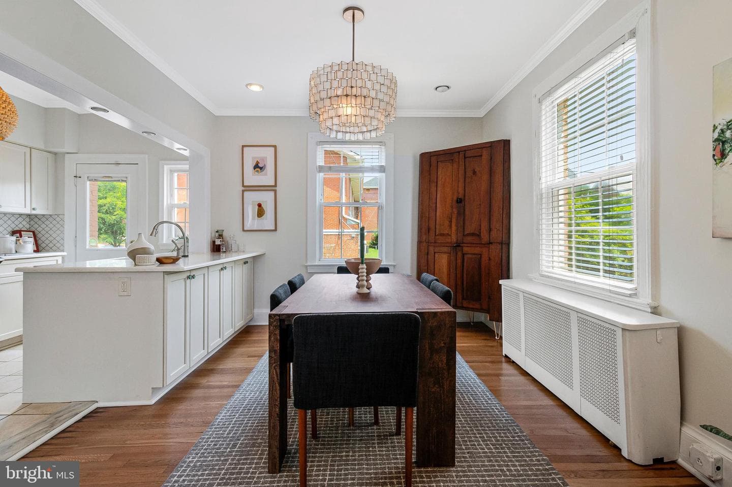 623 Tewkesbury Place NW photo 14